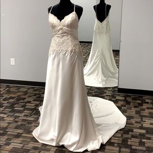 Maggie Sottero Wedding,beaded,open back, size 12